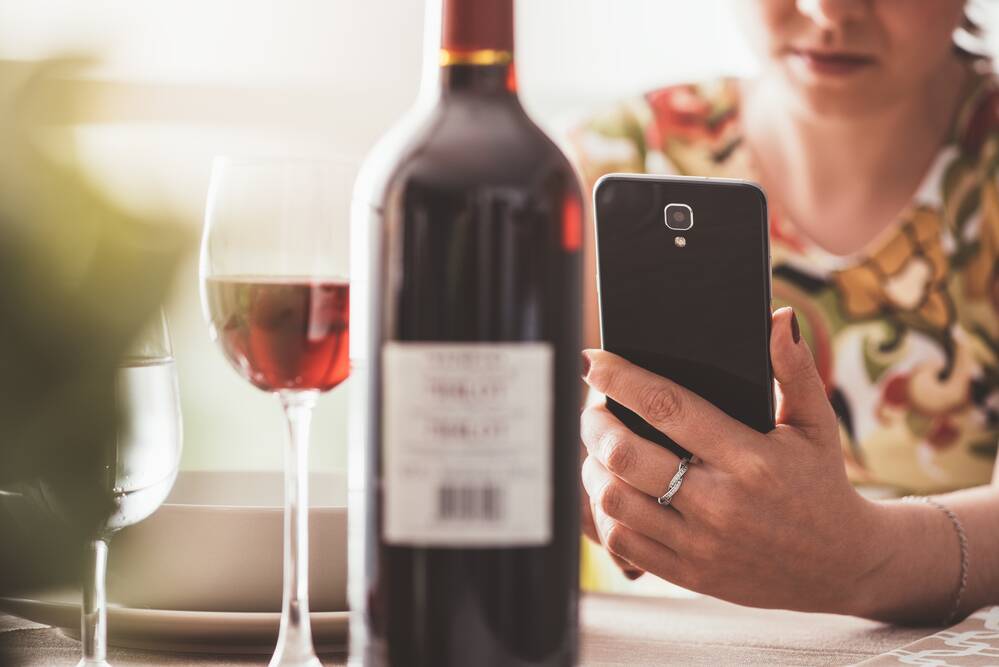 Wine bottle phone 999x667